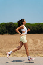 Camiseta de tirantes de running Medes Vest para mujer en blanco y azul - vista 8 - BILMA